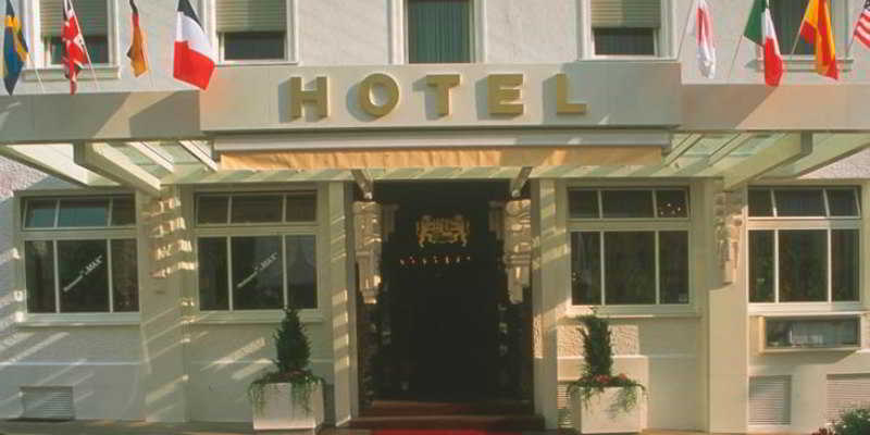 Hotel Bayerischer Hof Байройт Экстерьер фото